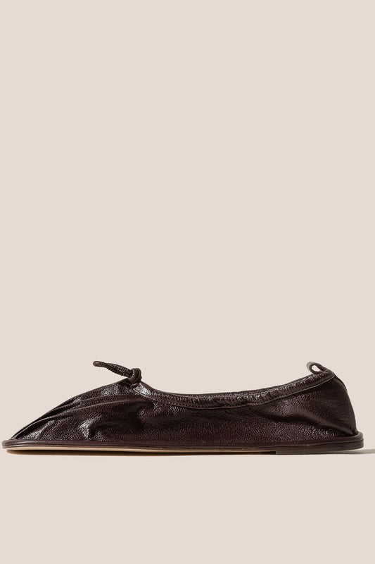 HEREU PUNTERA PLEATED TOE  PUMP - MAHOGANY