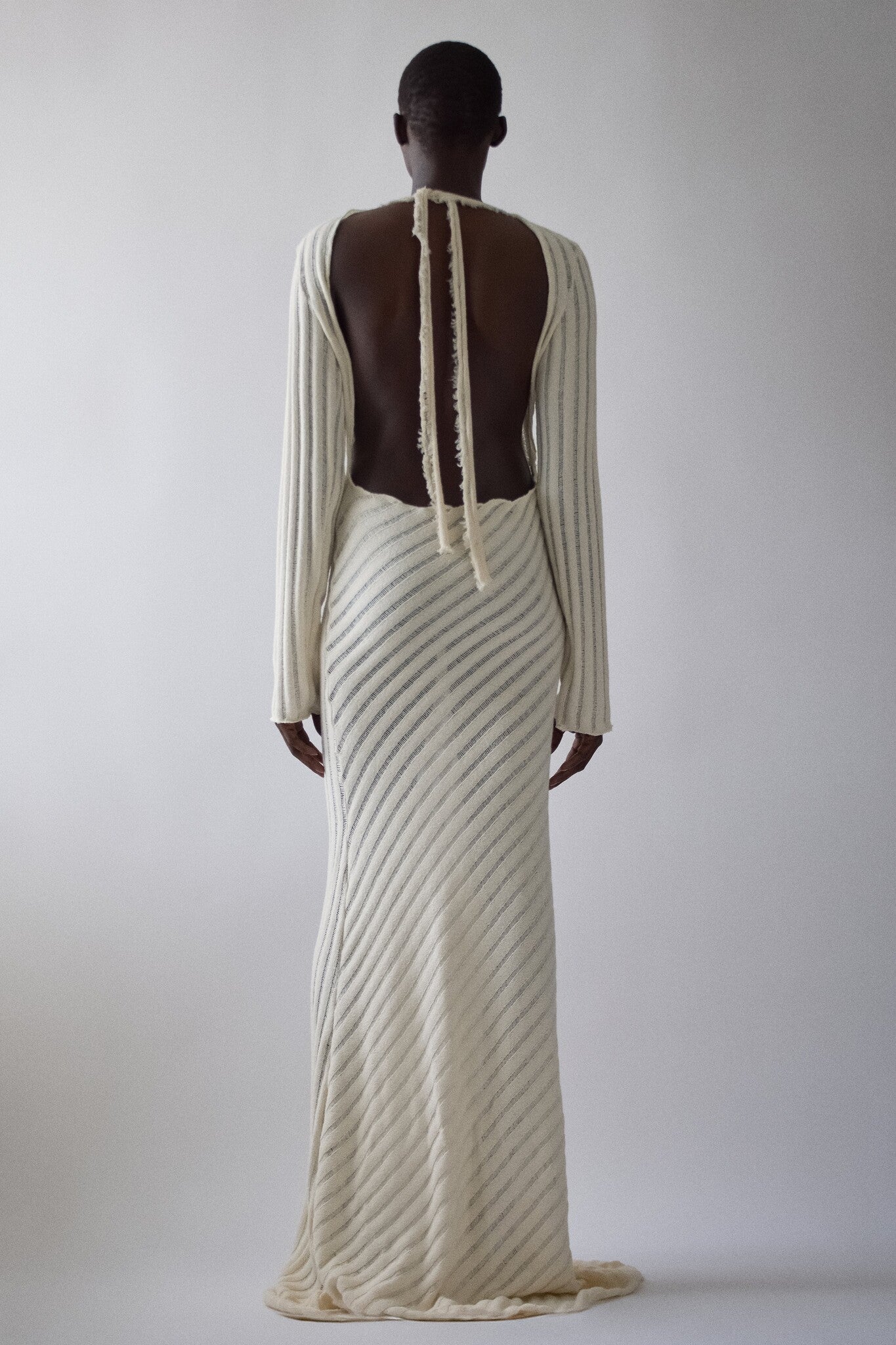 JADE CROPPER KNITTED MAXI DRESS WITH OPEN BACK - LIGHT BEIGE