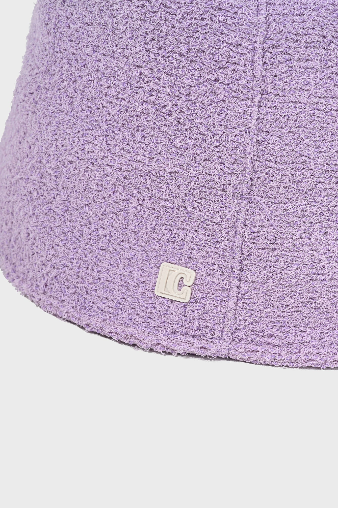 LOW CLASSIC FLUFFY BUCKET HAT