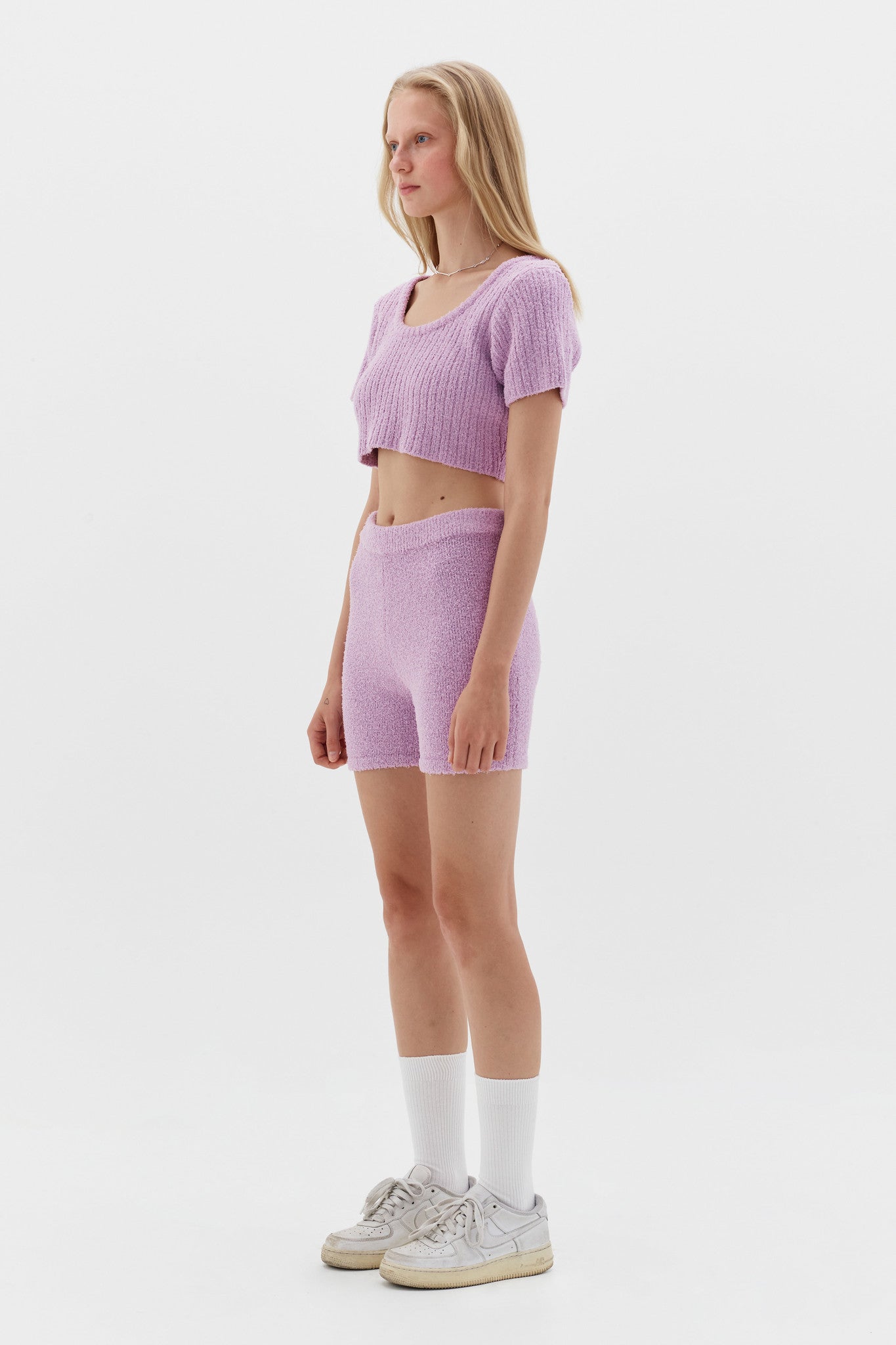 LOW CLASSIC FLUFFY KNITTED SHORTS - VIOLET