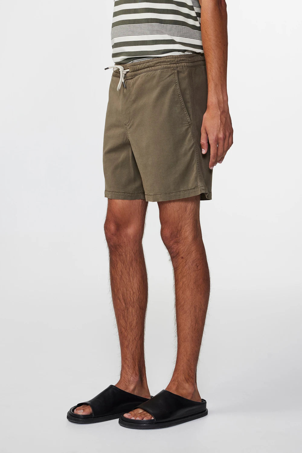 NN07 GREGOR DRAWSTRING SHORTS - CLAY