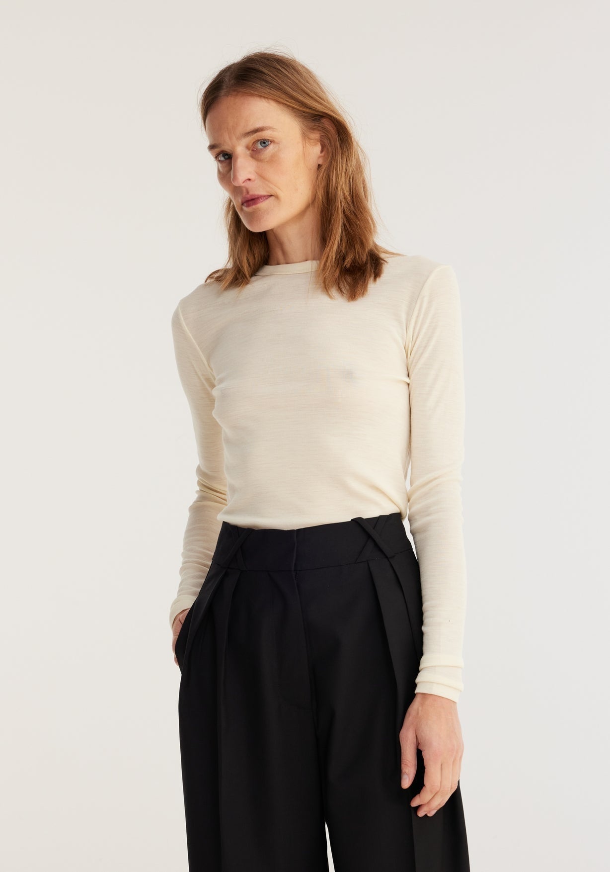 RÓHE FINE MERINO LONG SLEEVE - OFF WHITE