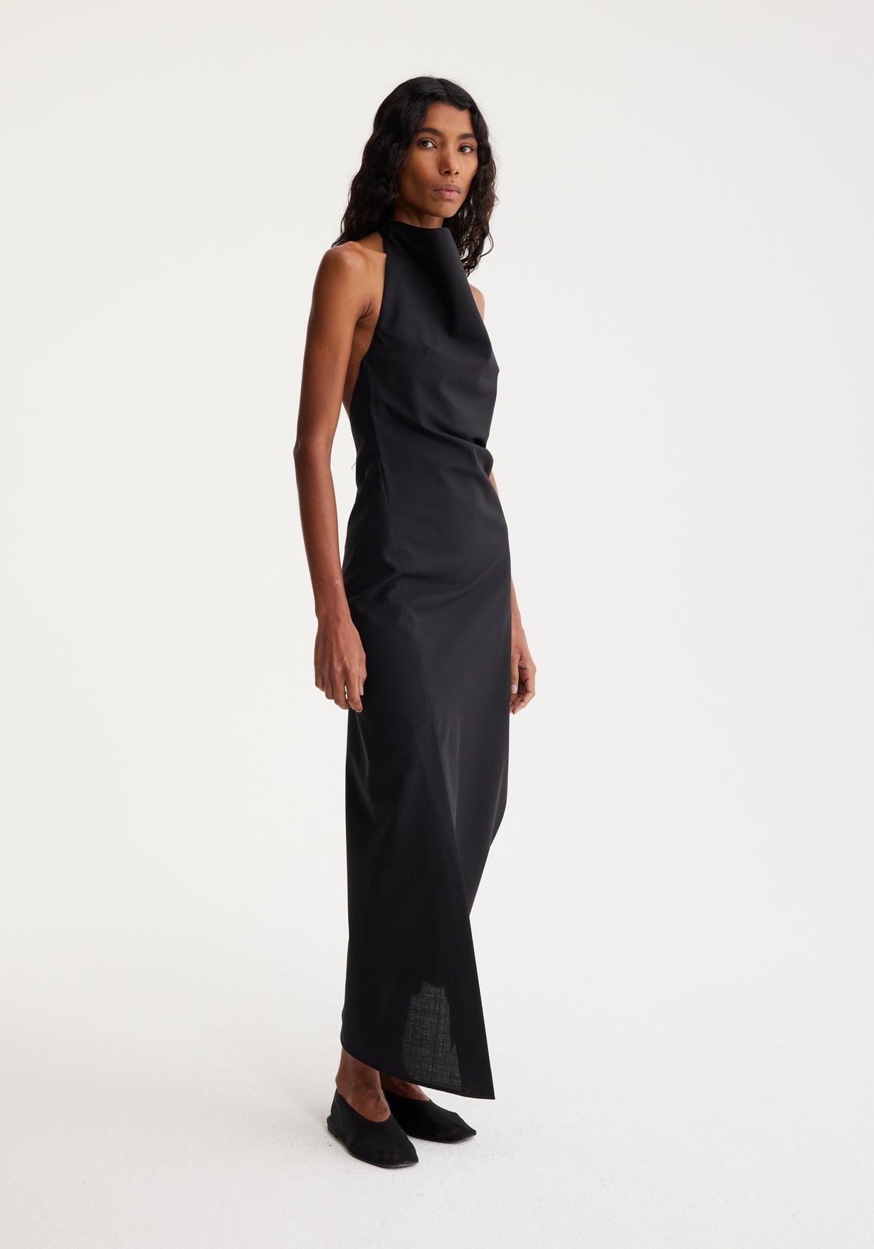 RÓHE HALTER DRESS WITH OPEN BACK - NOIR