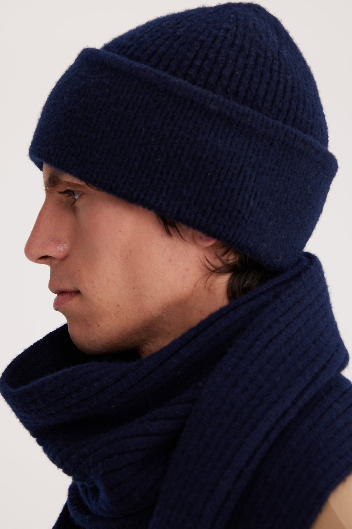 RÓHE MEN RIBBED BOILED WOOL BEANIE